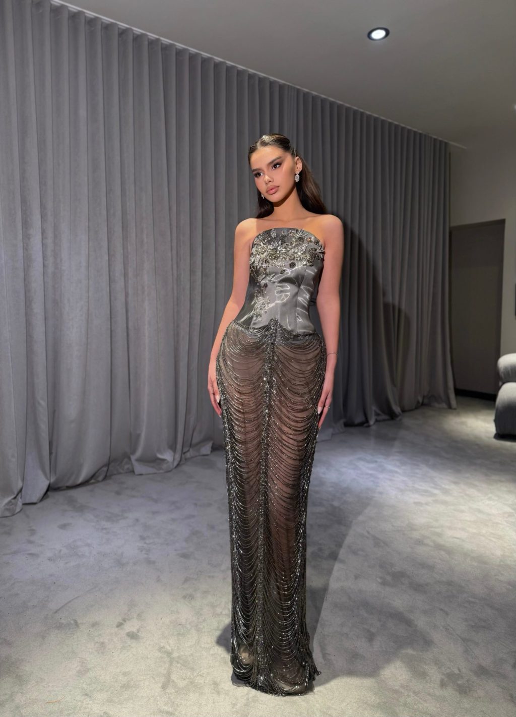 Eléa - Silver Chain Corset Gown